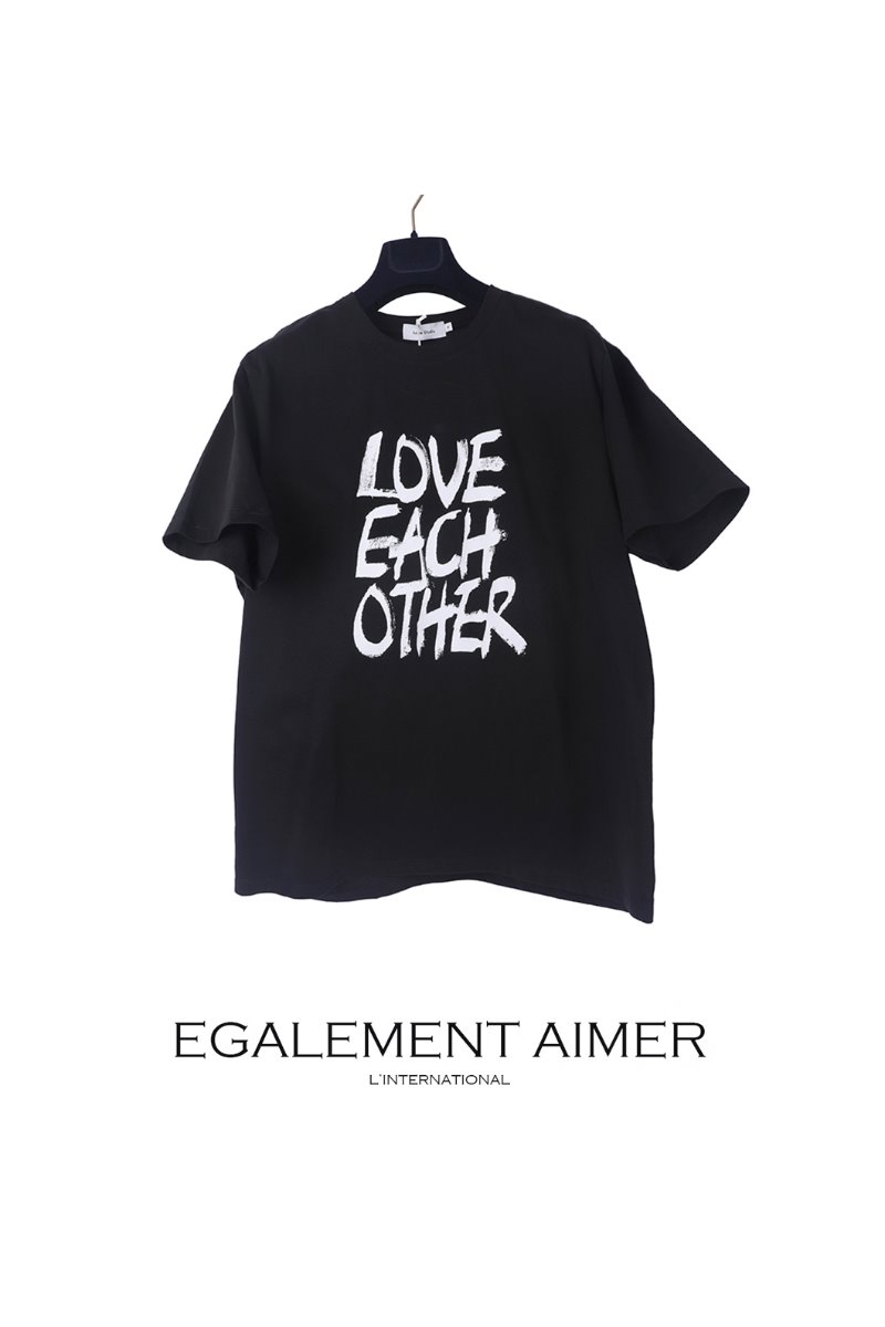 LOVE EACH OTHER T-SHIRTS-BLACK