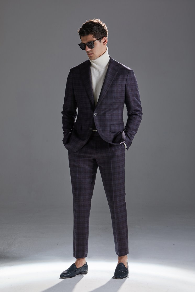547 ITALY CHECK NOTCHED SUIT-ROSS