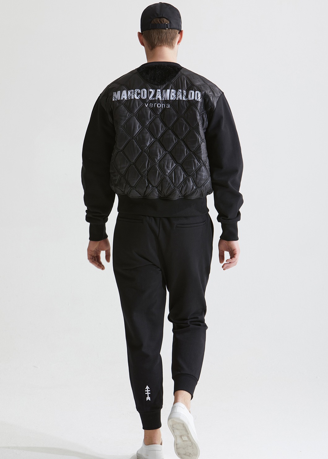 MZ QUILTED MAN TO MAN-BLACK